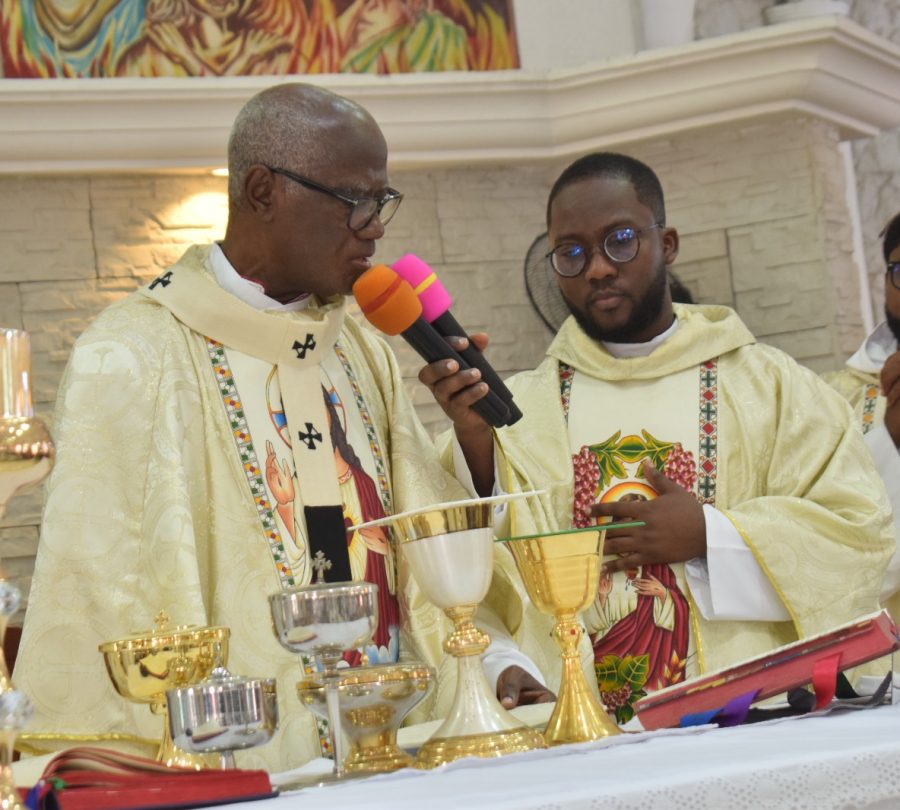 I-WILL-BE-SAD-IF-YOU-LEAVE-THE-CHURCH-ARCHBISHOP-KWOFIE-1